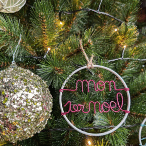 Boule de noël personnalisée prénom mot