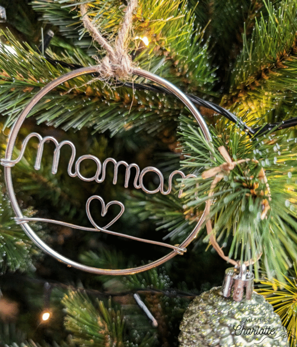 Boule de noël personnalisée prénom mot