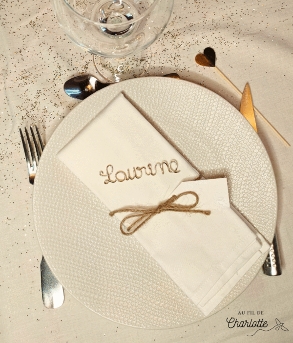 Marque place table mariage anniversaire prénom fil de fer