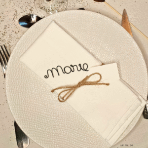 Marque place table mariage anniversaire prénom fil de fer