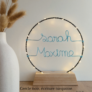 Cercle lumineux prénom famille fil de fer