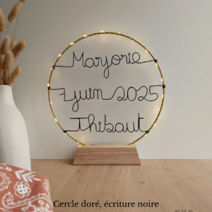 Cercle lumineux prénom famille fil de fer