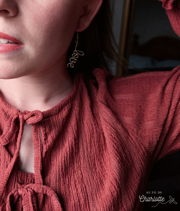 Boucle d'oreille mot prénom fil de fer