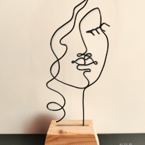 Visage femme abstrait fil de fer