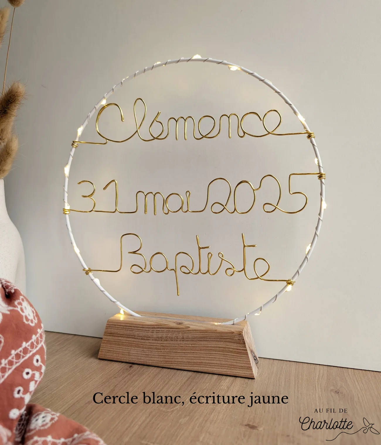 Cercle lumineux prénom famille fil de fer