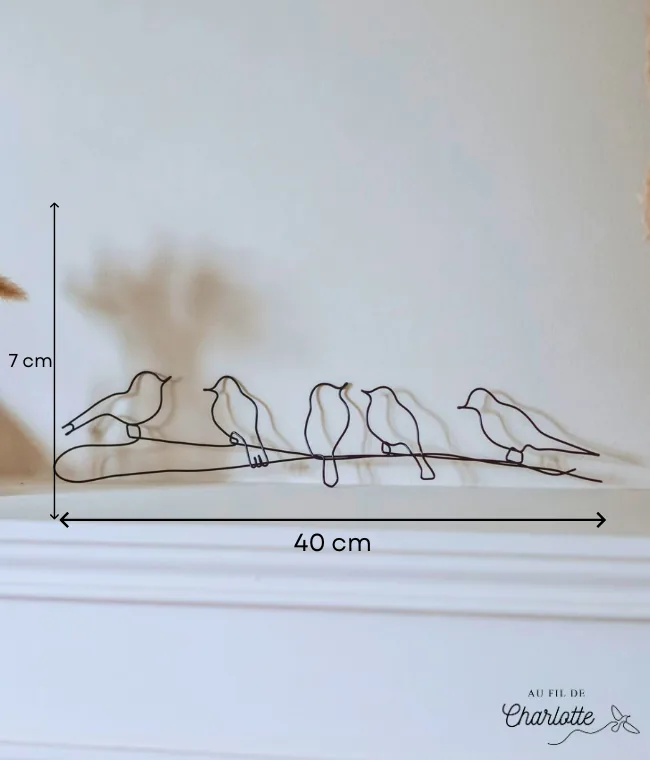 Branche d'oiseaux en fil de fer