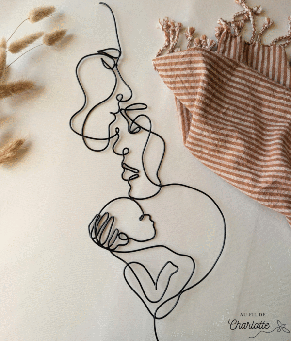 Couple avec bébé en fil de fer décoration murale