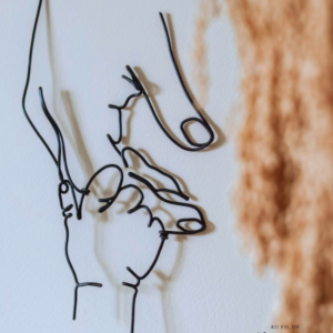 Décoration murale mains maman et bébé en fil de fer