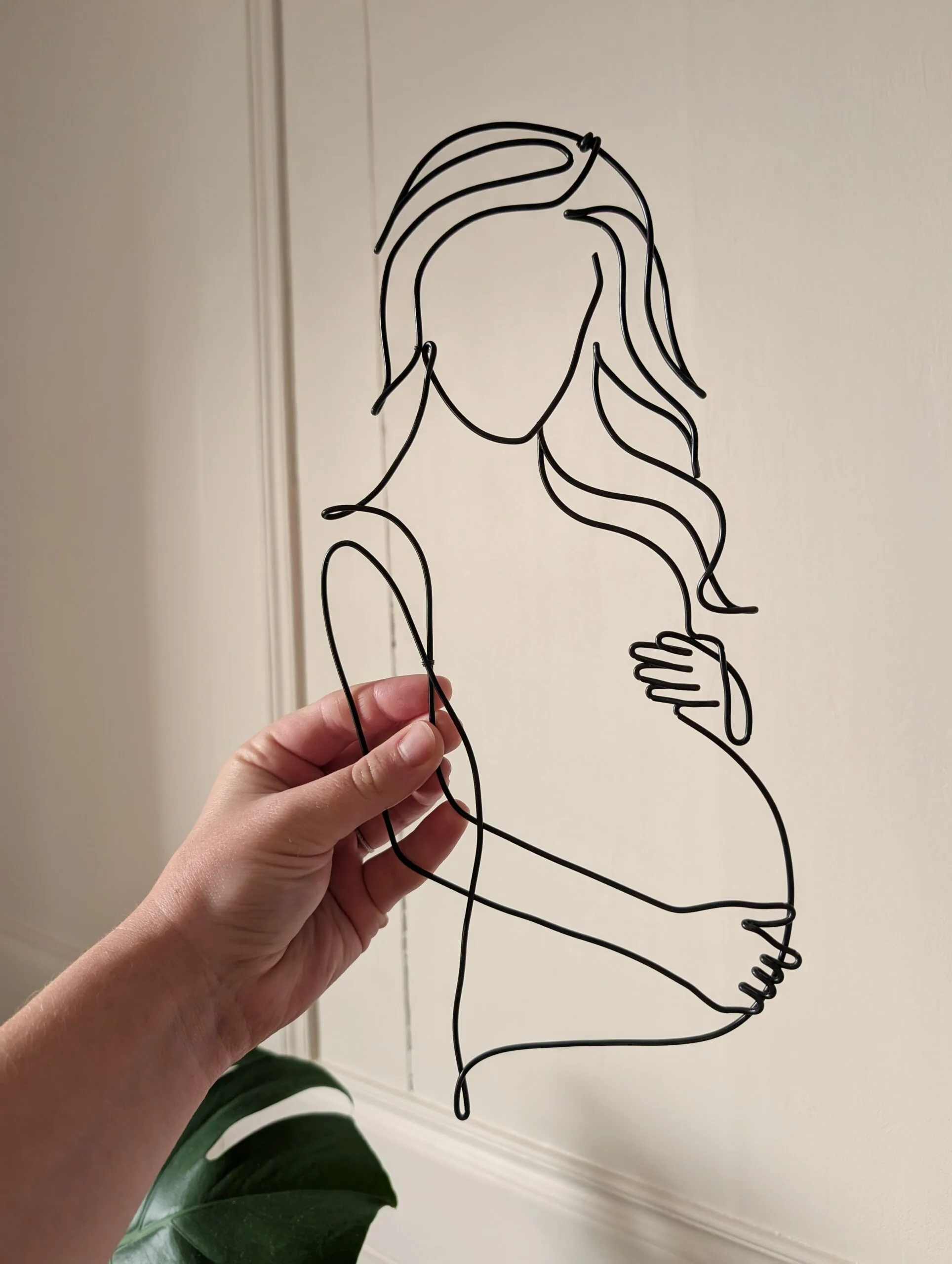 Femme enceinte fil de fer décoration à accrocher