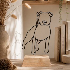 Staffy en fil de fer sur socle en bois